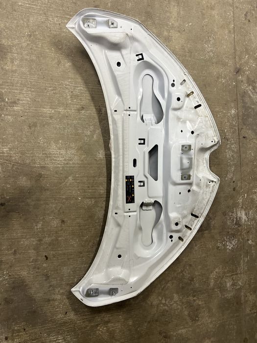 Капот б/в Original Renault Zoe Рено Зоя 651227811