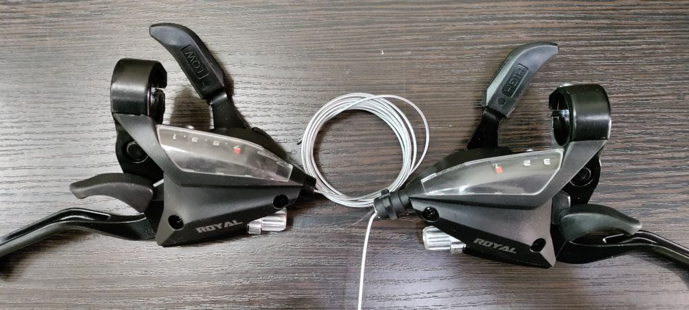 Манетки моноблоки переключатели скоростей велосипедные ST EF500