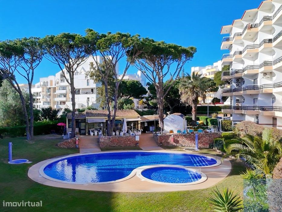 Apartamento T2 Renovado em Vilamoura — Quarteira, Faro