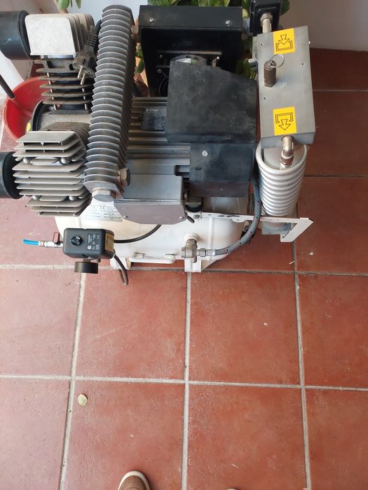 Compressor medical