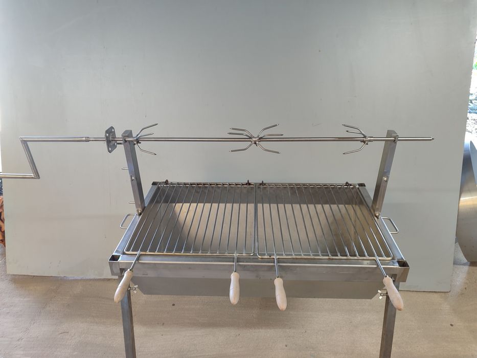 Churrasqueira inox para 2 pernis