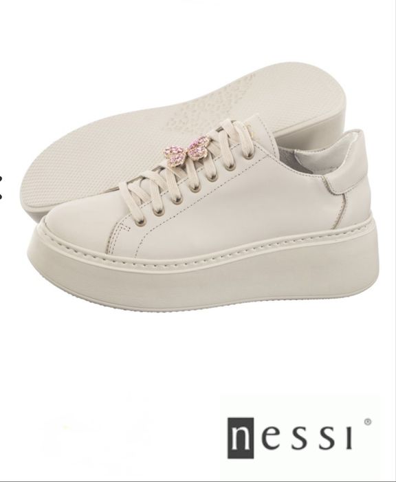 Sneakersy nessi stan bardzo dobry