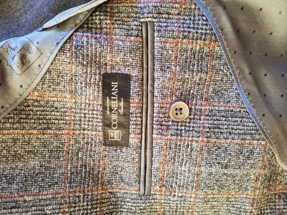 Blazer Corneliani (Tam. 48/50)