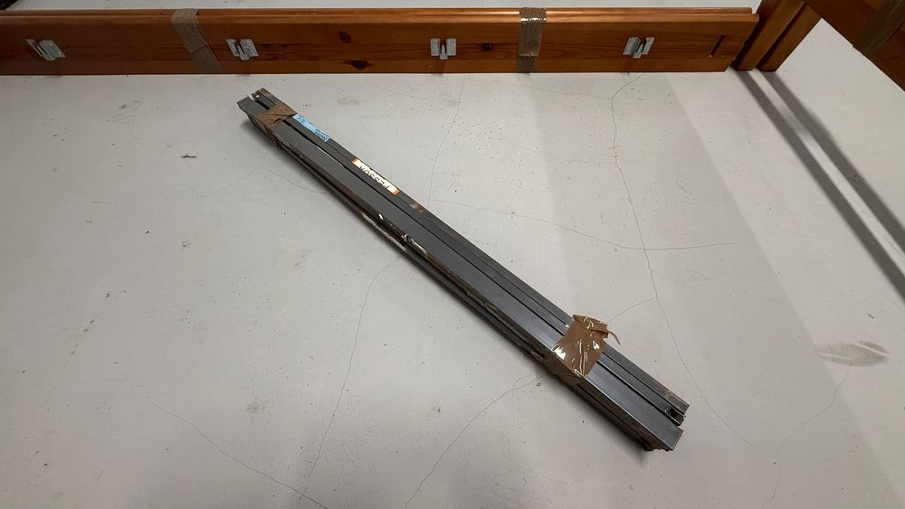 Vendo Cama Solteiro – Com Colchão Incluído!