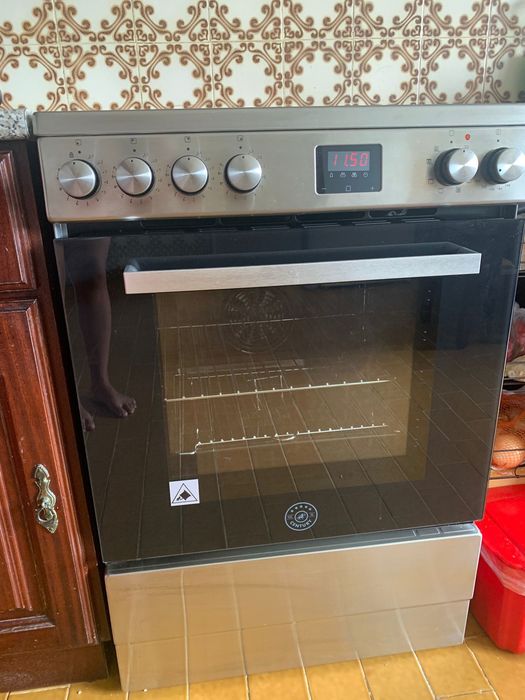 Fogão CENTURY 3FIND66EX (68 L - Elétrico de Indução - Inox)