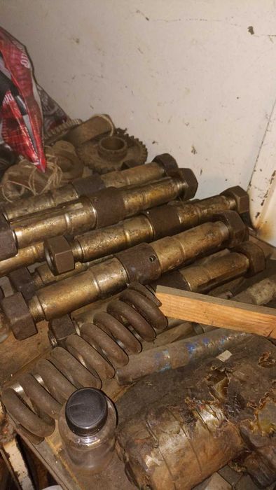 продам запчастини ДТ75