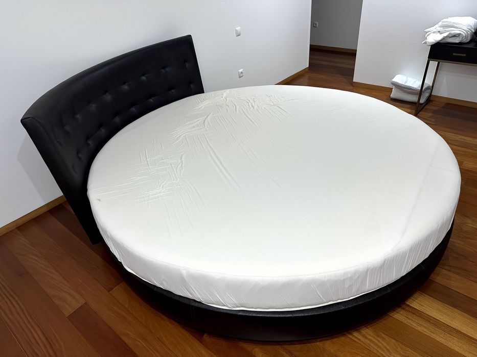 Cama Redonda com Colchão Incluído