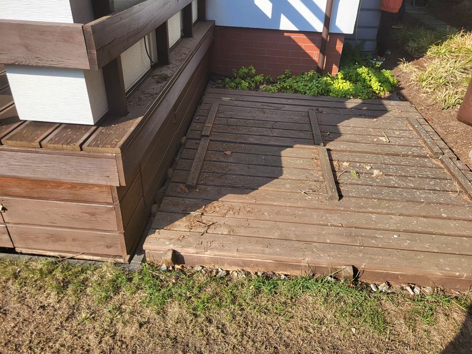 Drewniana piaskownica Komorow