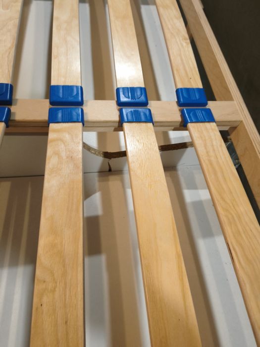 Łóżko sypialniane 160x200