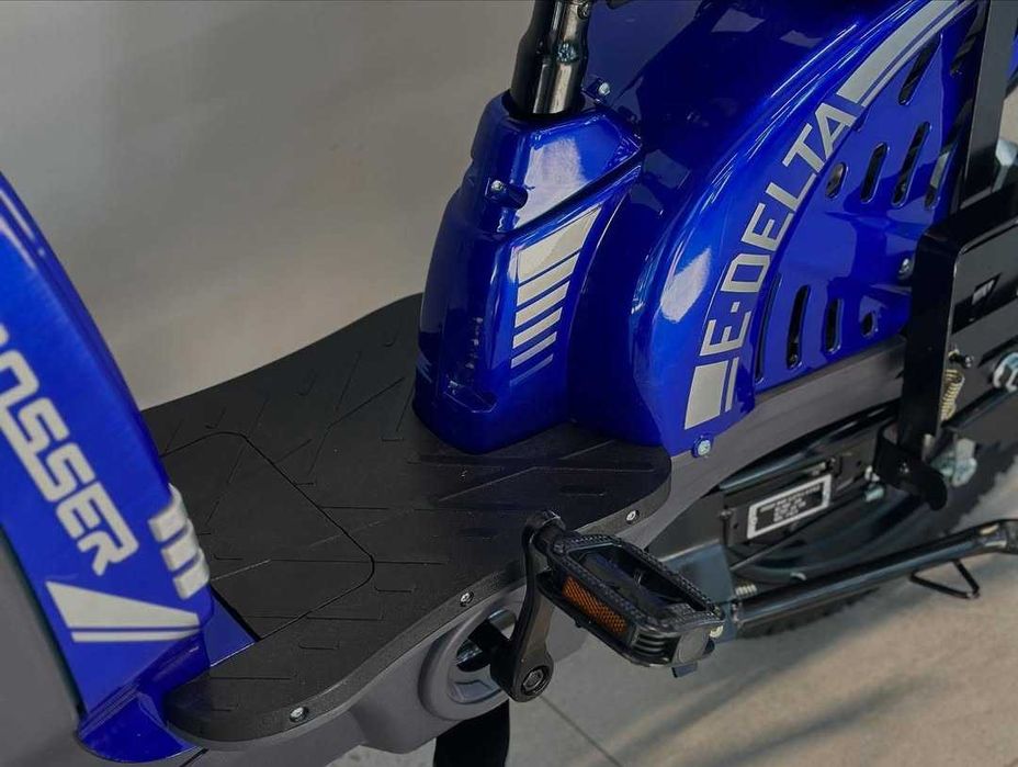 Сrosser DELTA Електро велосипед 800w20A Скутер 60v 2026 синий