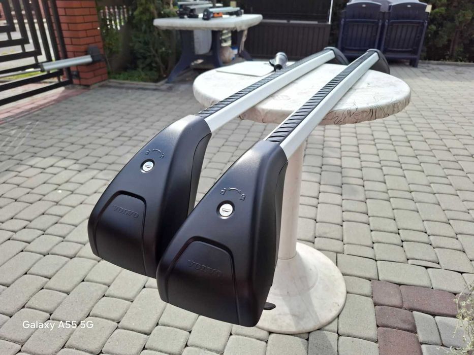 Oryginalny Bagażnik Dachowy Volvo V60 Bez Relingów Belki Thule