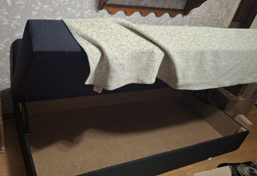 Łóżko dziecięce 190cm × 90cm × 38cm (TRANSPORT WŁASNY)
