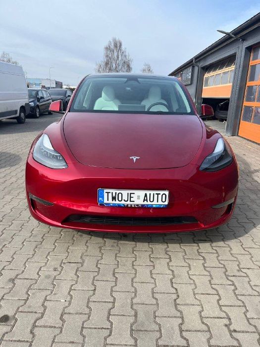 Tesla Y Tesla Y long range