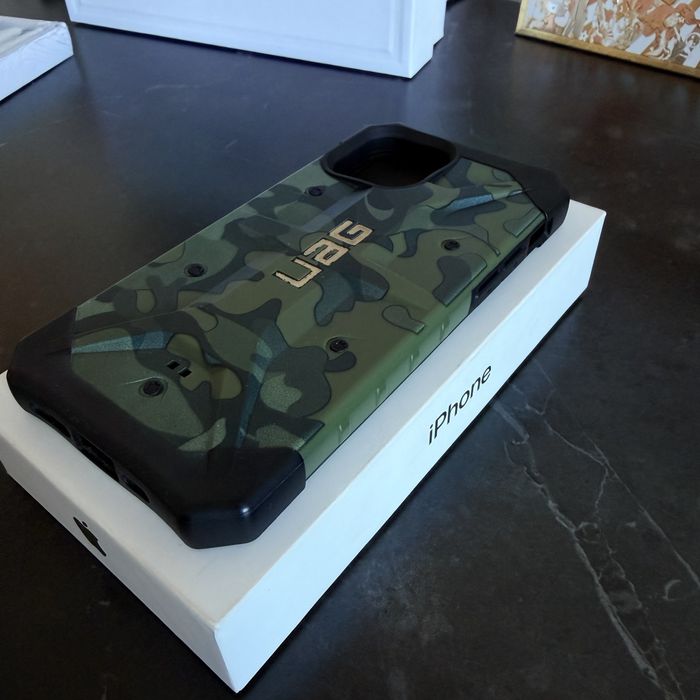 Продам iPhone 12 pro 256 gb