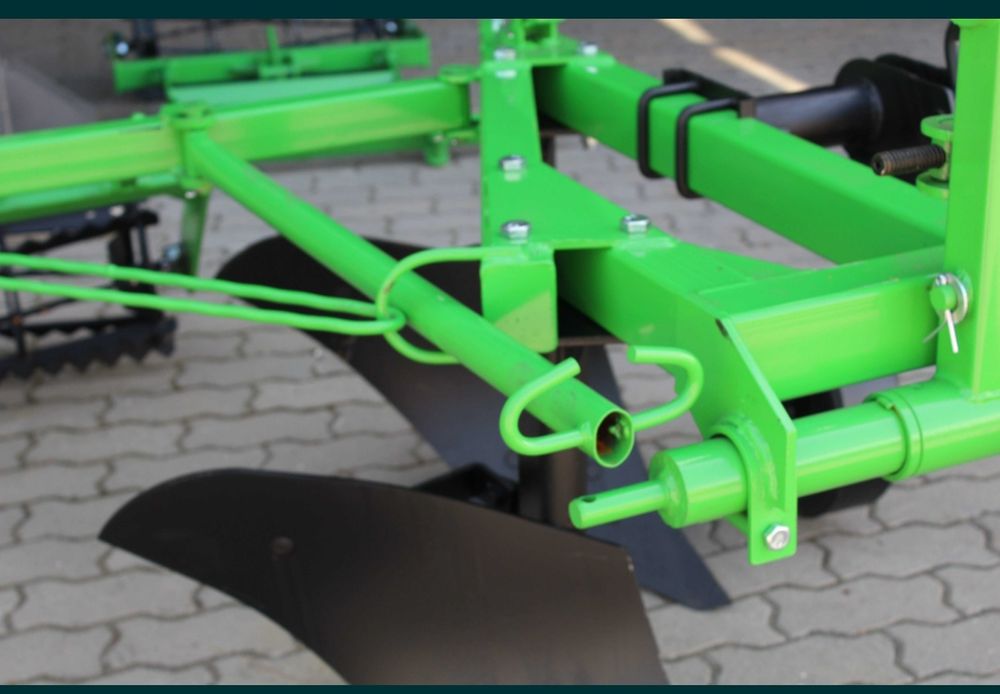 Плуги Бомет 2-20