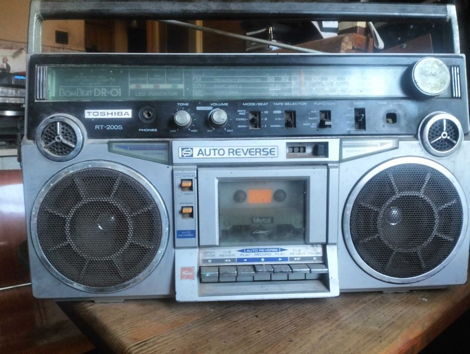 TOSHIBA RT-200S RADIO Cassette Recorder Boombeat Boombox EUR 150,00