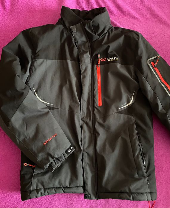 Зимова куртка, на хлопчика 12 років