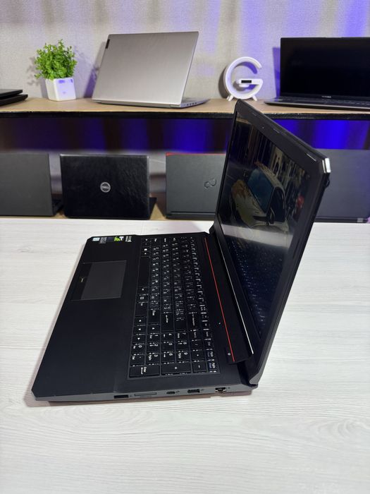 Ноутбук CLEVO N155/i7-6700HQ/16 Gb/128 Gb/500 Gb/GeForce GTX 965M 4 Gb