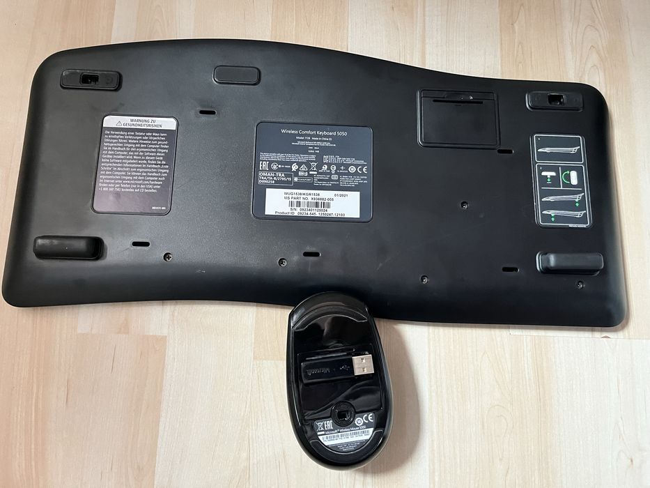 Комплект клавіатура+миш Microsoft WiFi Comfort Desktop 5050