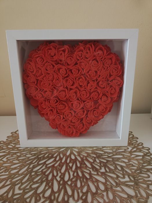 Ramka 3 D z piankowymi różami