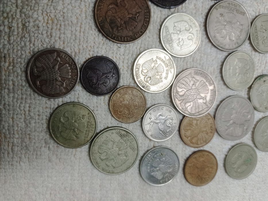 Продам монеты...