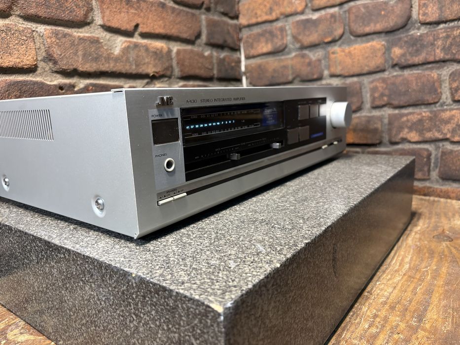 Wzmacniacz JVC A X 30