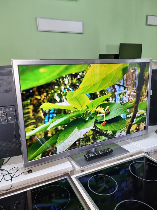 Телевізор Panasonic 47