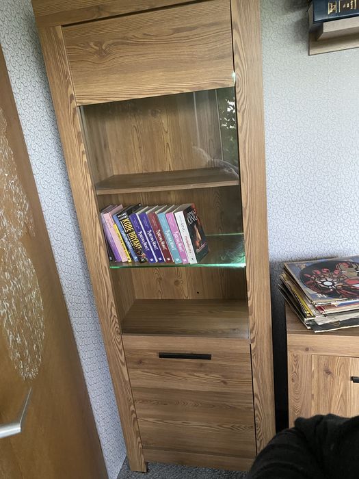 Komoda szafa witryna brw
