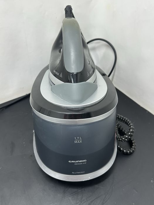Парогенератор, утюг з парогенератором GRUNDIG парова станція