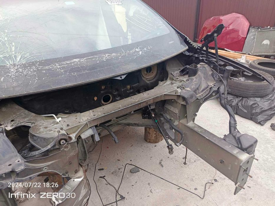 Tesla x 2020 четверть левая