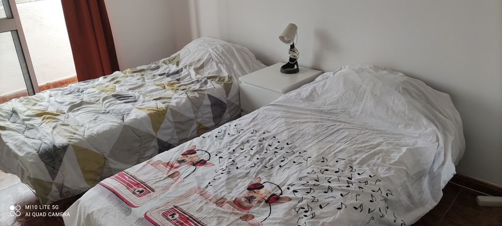 Quartos para CASAL. Centro Lisboa. Entrada IMEDIATA.