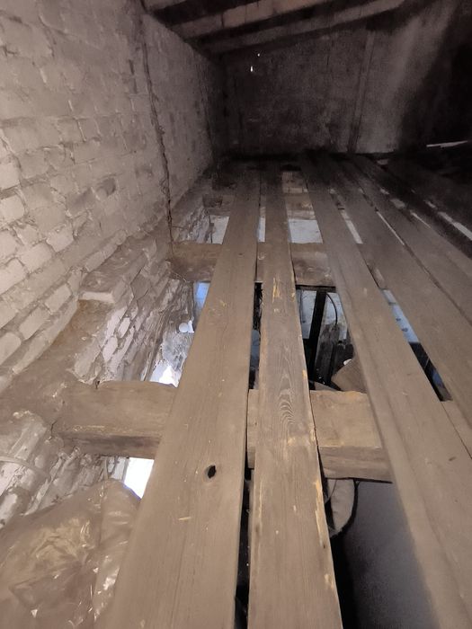 Stare deski ze stodoły, różne długości