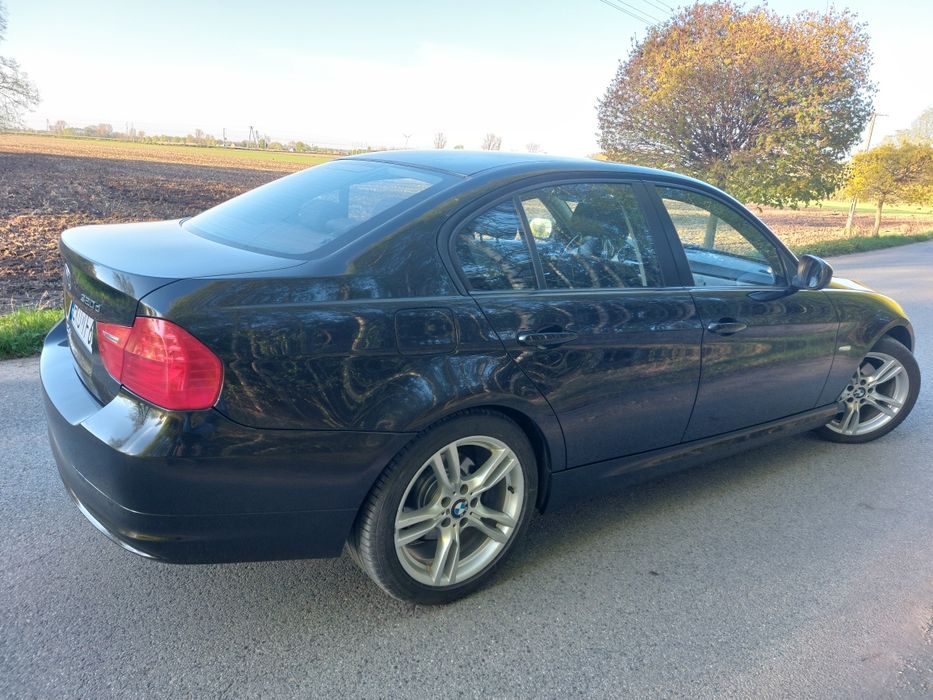 BMW e90 320d LCI 2009r