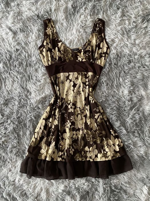 Brązowa krótka sukienka złote elementy S 36 M 38 sisters point