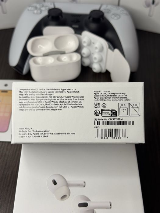 Apple AirPods Pro 2 Gen - навушники з шумозаглушенням та режимом просторового аудіо
