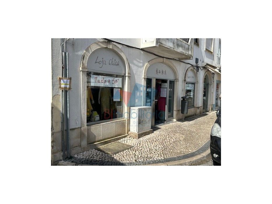 Espaço comercial — Beja (Santiago Maior E São João Baptista), Beja