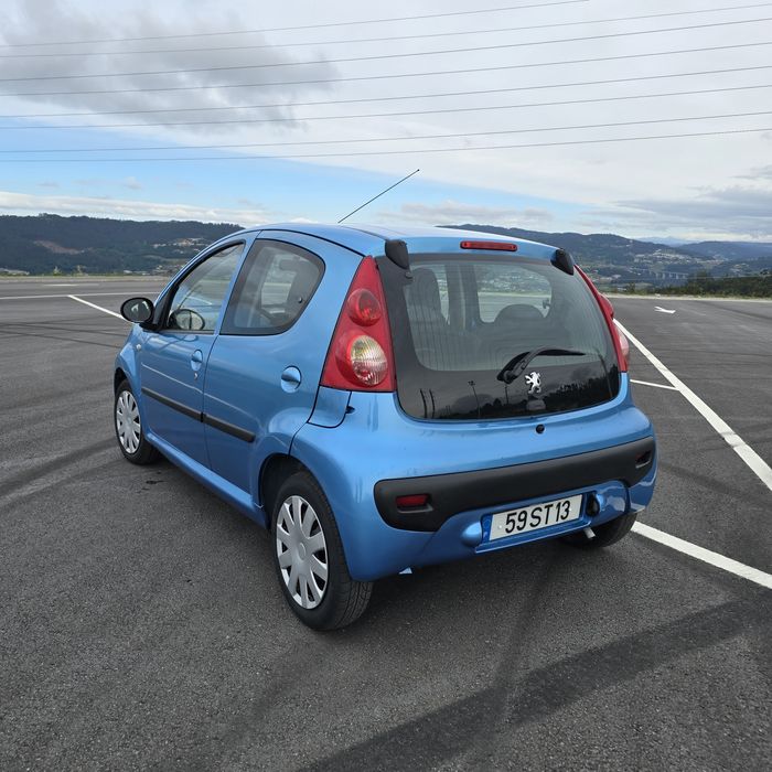 Peugeot 107 1.0 MOTORIZAÇÃO TOYOTA
