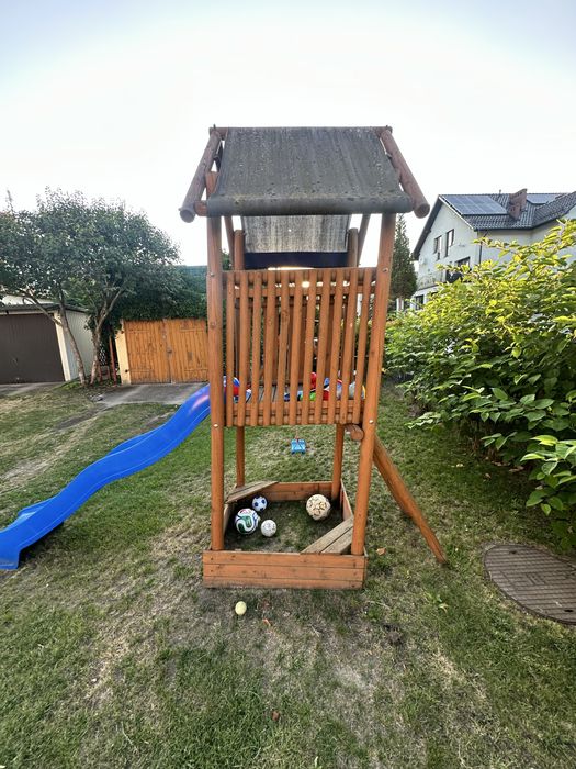 Plac zabaw -drewniany