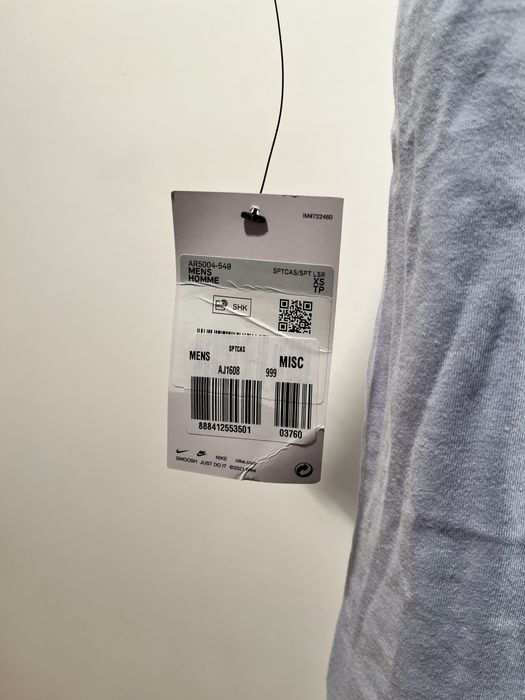 T-Shirt Azul Clara | The Nike Tee