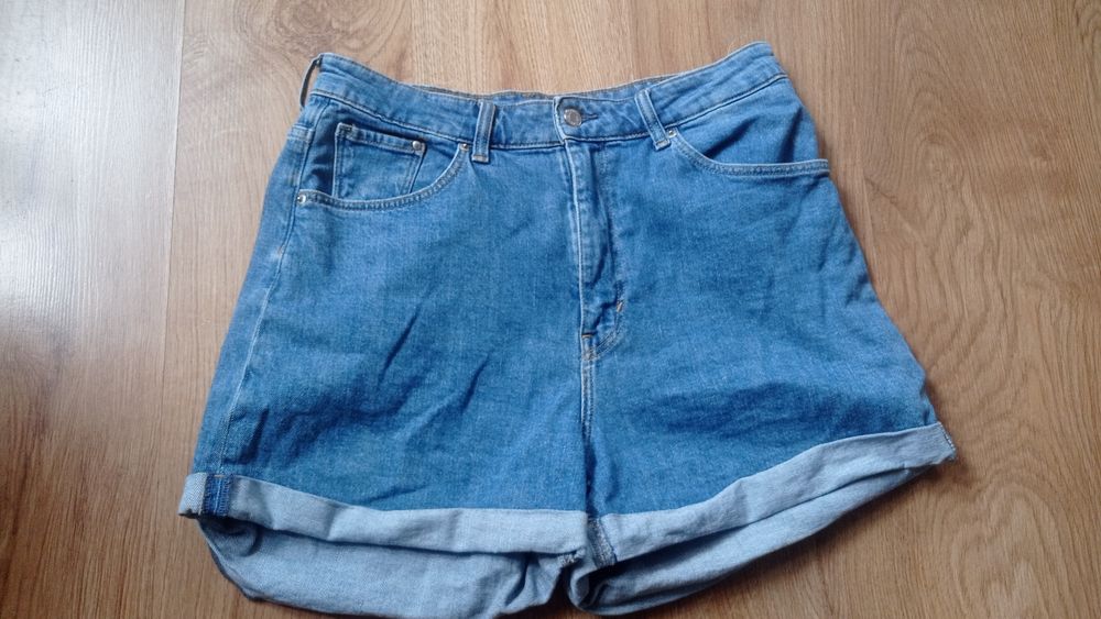 Shorty jeansowe damskie spodenki r. 42/XL H&M