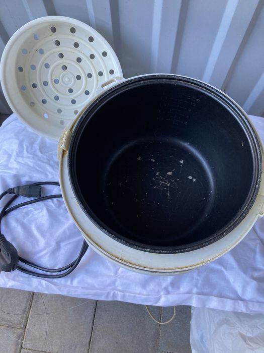 Продам мультиварку Delfa