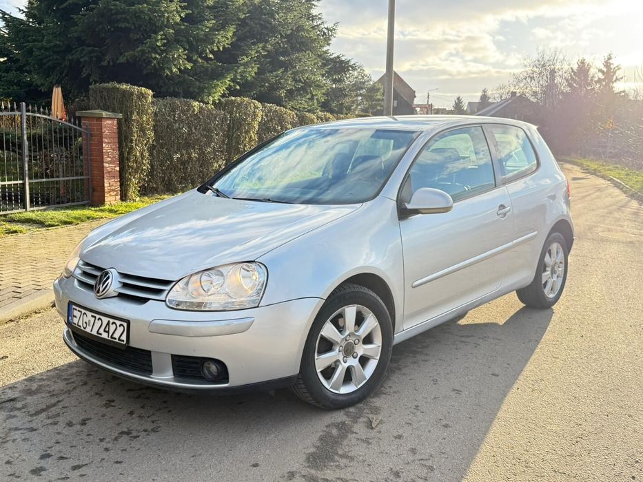 Volkswagen Golf Volkswagen Golf 5 1.9tdi sportline coupe DPF