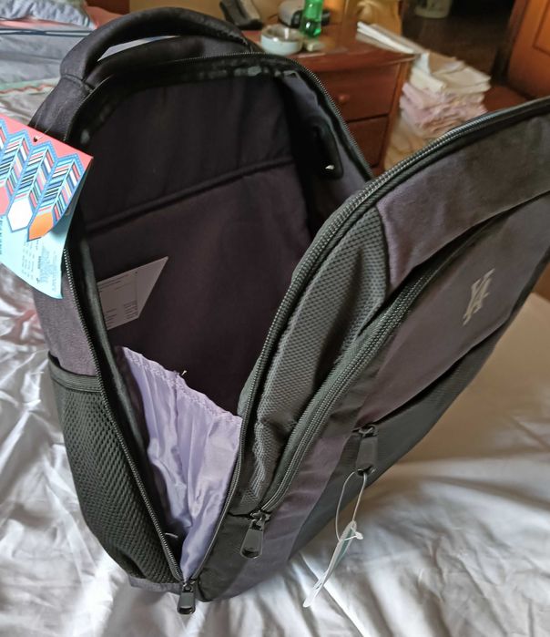 Mochila escolar Auchan - Nova c/ etiqueta