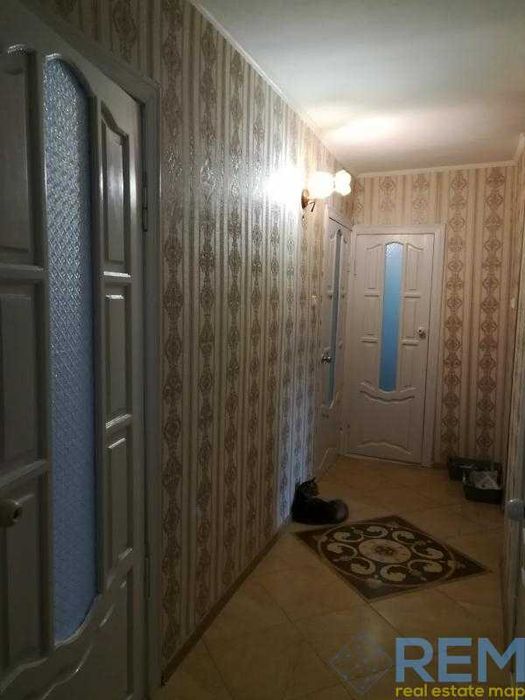Продам  велику квартиру з ремонтом!