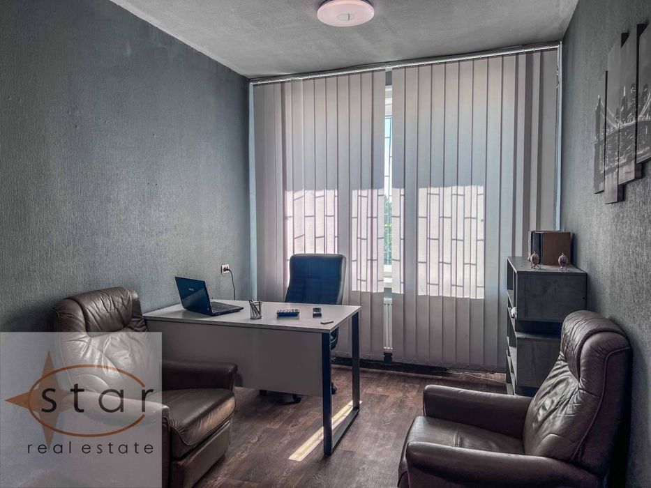Офіси з ремонтом і меблями по 17 м2 за 3000 грн плюс світло