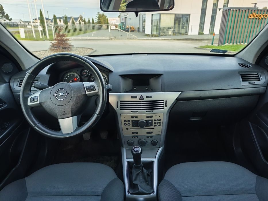 Opel Astra H 1.6 Benzyna Rok 2012 Przebieg 256 tys Salon Polska