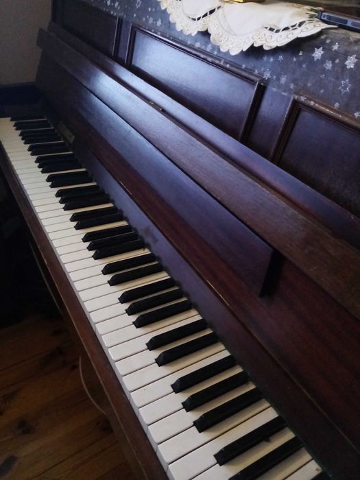 Sprzedam pianino Legnica