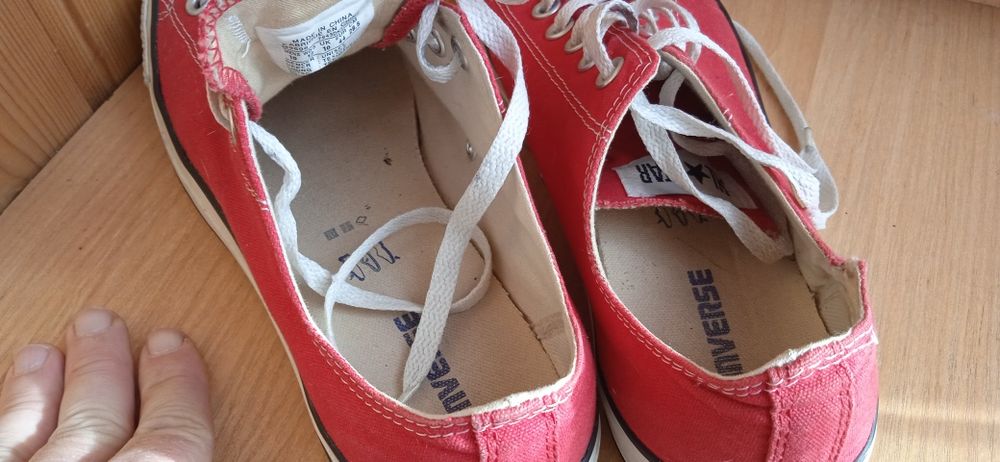 Кеди Converse all star гарному стані, дефекти фото 6. Фото7  залишки в