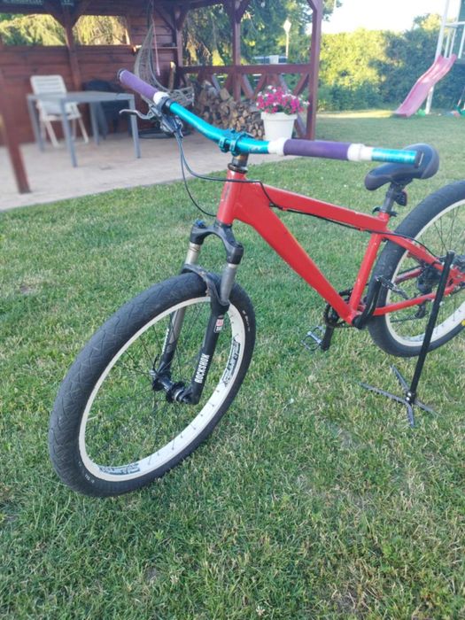 Rower stunt składany z bardzo dobrych części.