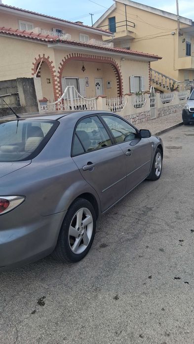 carro  MAZDA 6   2003 foto 2